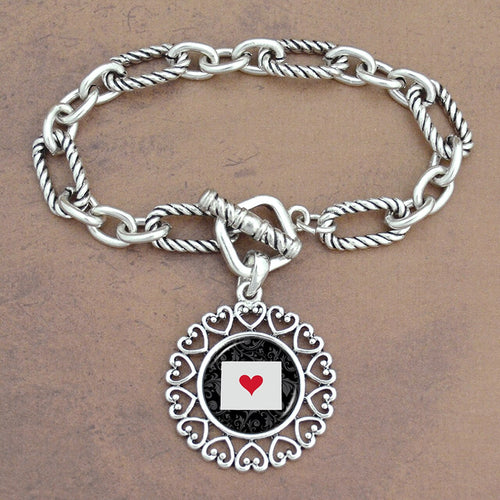Twisted Chain Link Toggle Clasp Heartland Bracelet with Wyoming State Charm