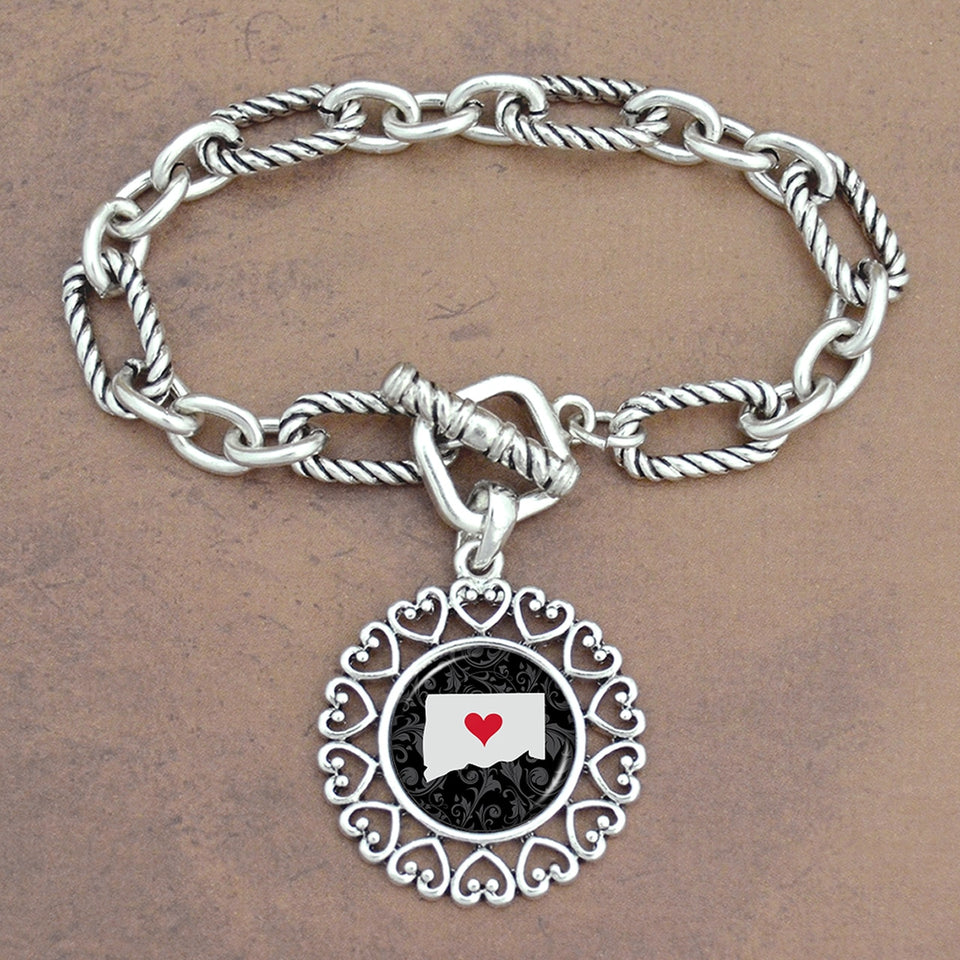 Twisted Chain Link Toggle Clasp Heartland Bracelet with Connecticut Charm